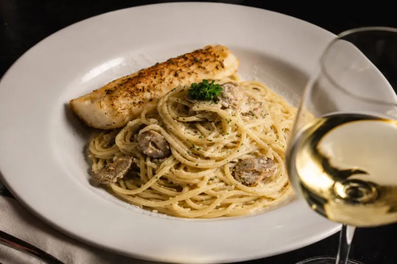 ENJOY 15% OFF ON MAINS & PASTA