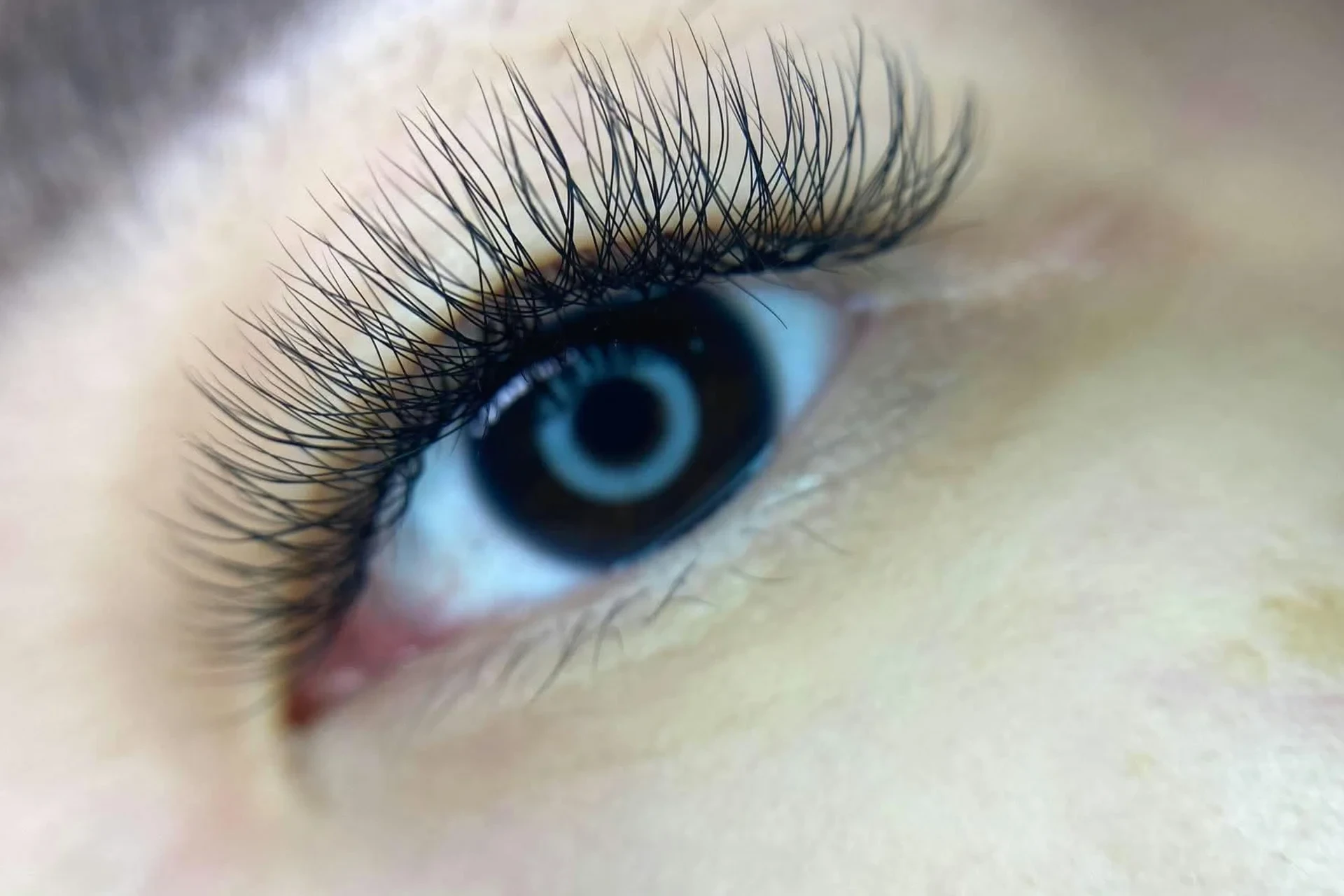 Enjoy 50% OFF on Queen Goddess Eyelashes!
