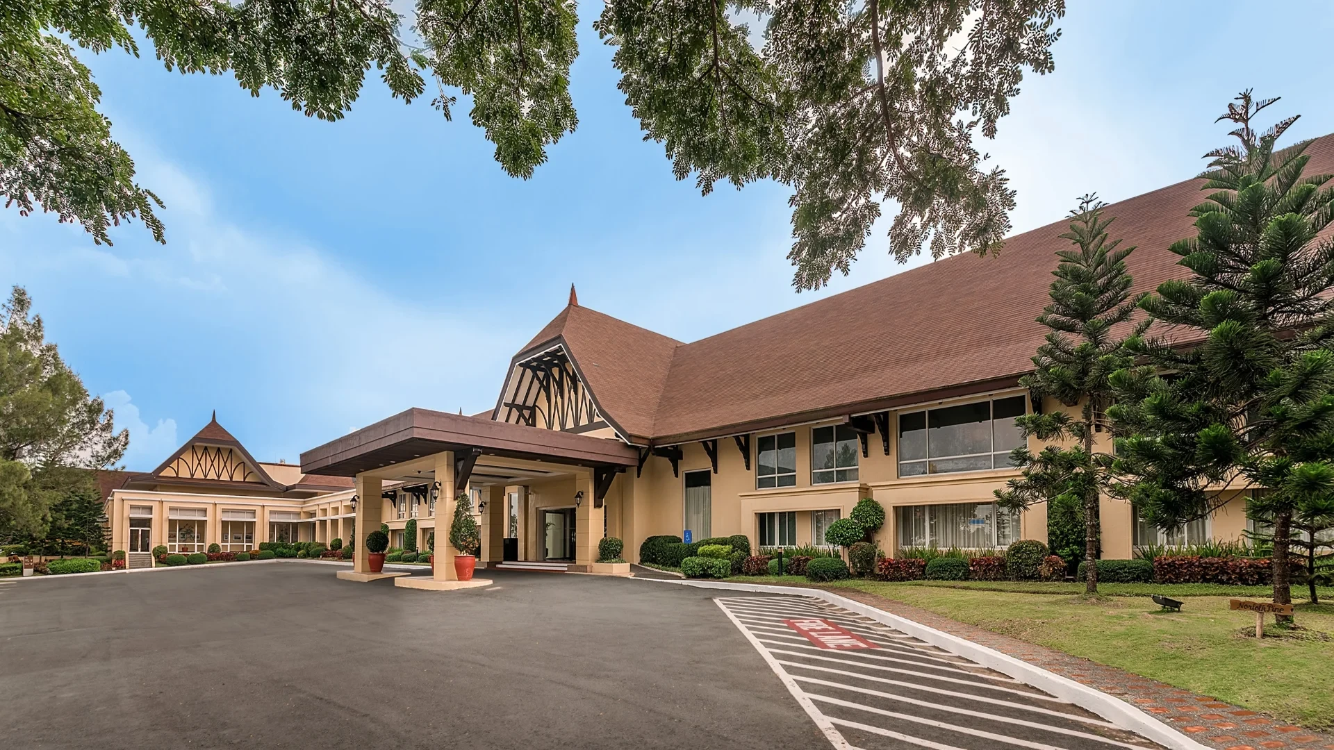 Taal Vista Hotel cover