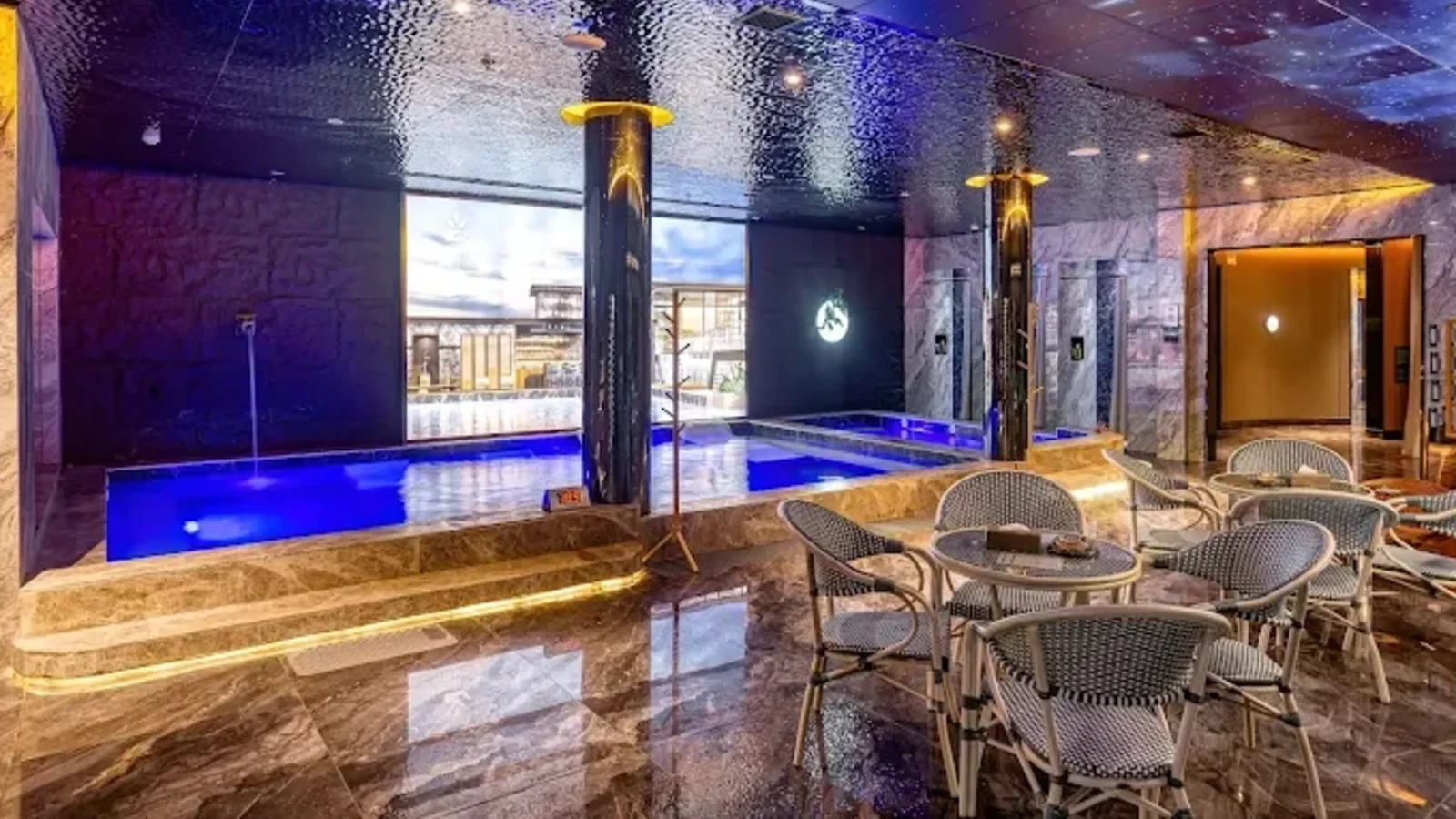 Luo City Spa Club cover